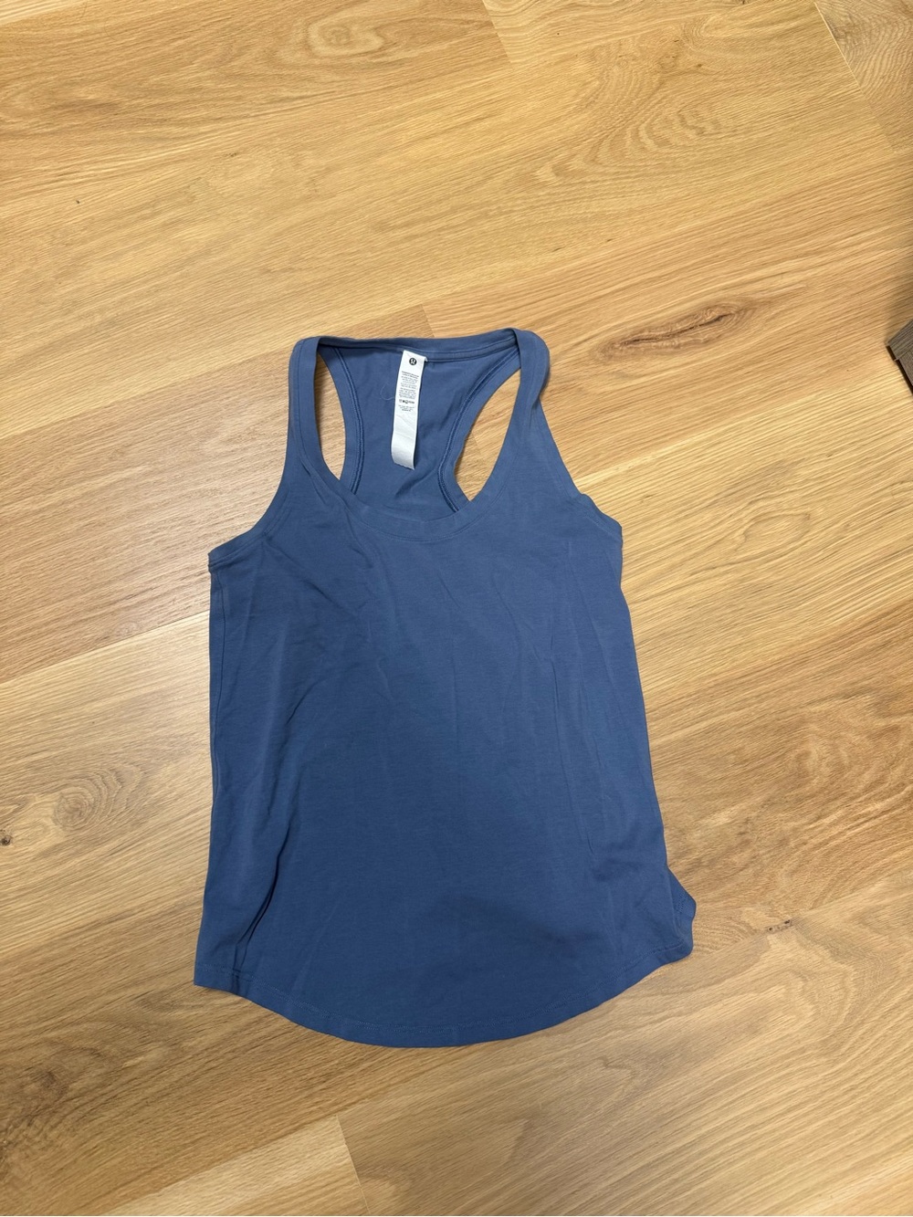 Lululemon sz 2 Racerback tank top blue